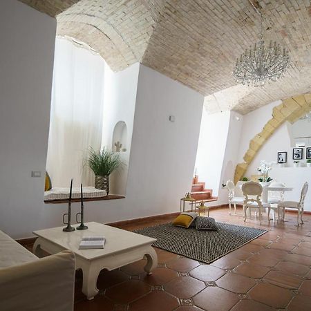 Castello House Apartment Cagliari Exterior foto