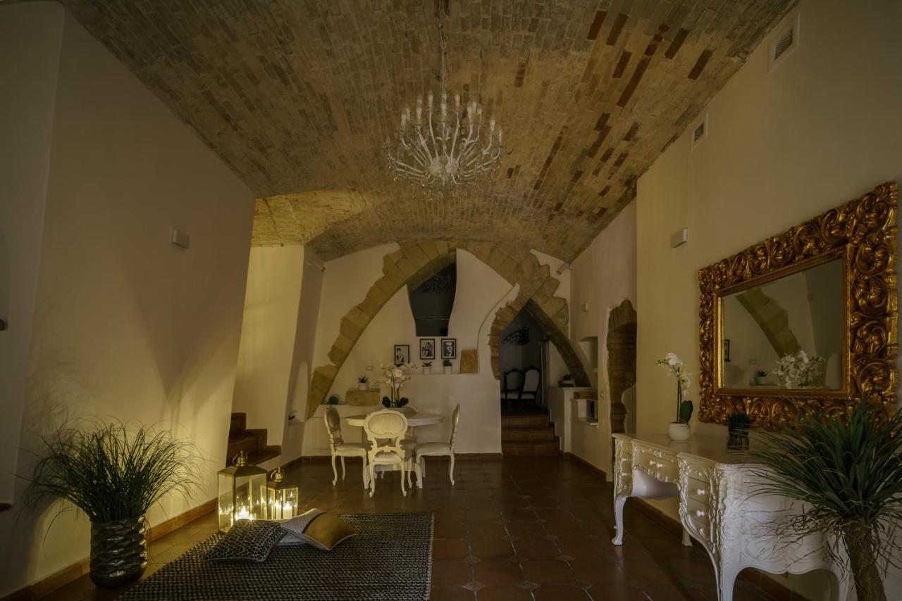 Castello House Apartment Cagliari Exterior foto