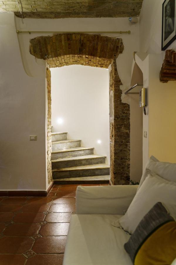 Castello House Apartment Cagliari Exterior foto