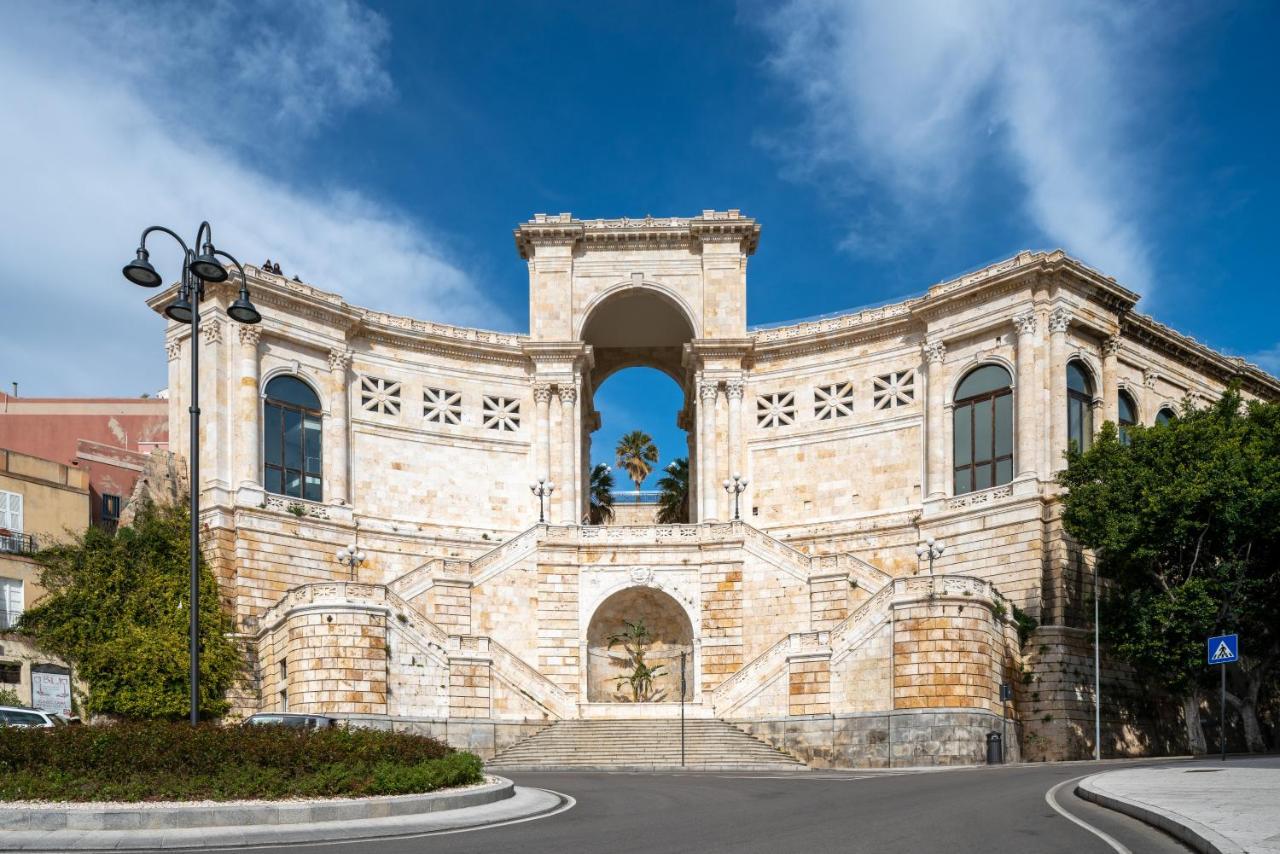 Castello House Apartment Cagliari Exterior foto